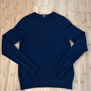 Uniqlo 100% Merino Wool Crewneck Sweater